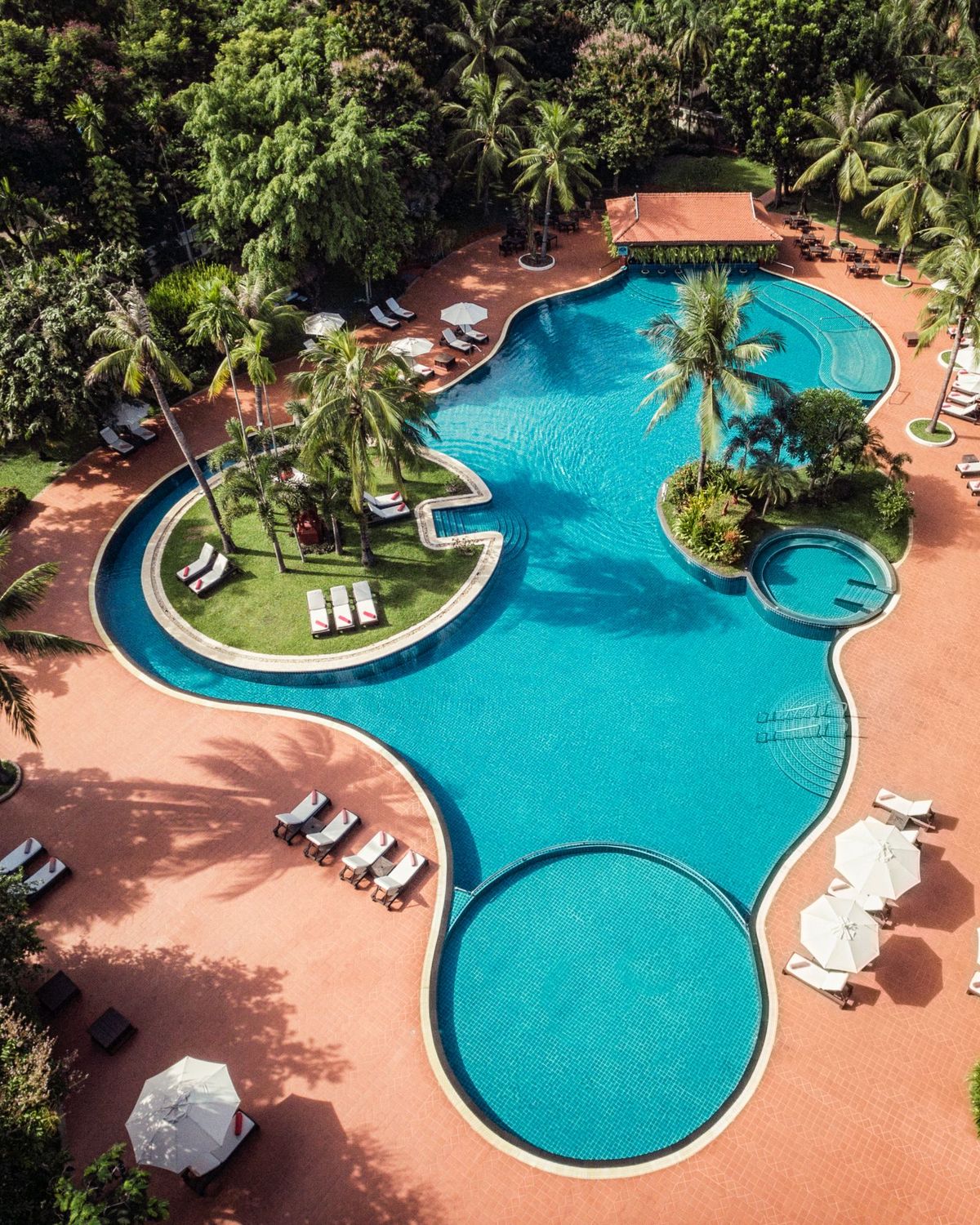 Sofitel Angkor Phokeethra pool from above