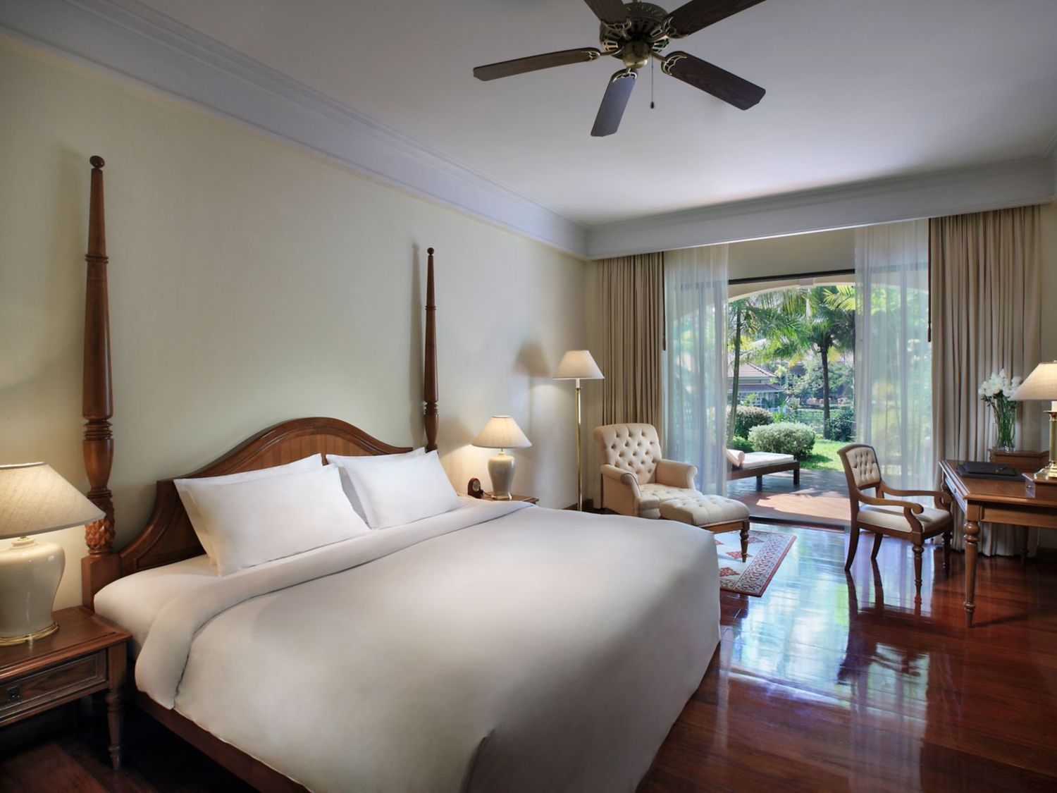 Sofitel Luxury Room